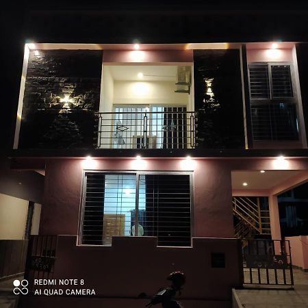 Nandi Skandagiri Guest House Exteriör bild